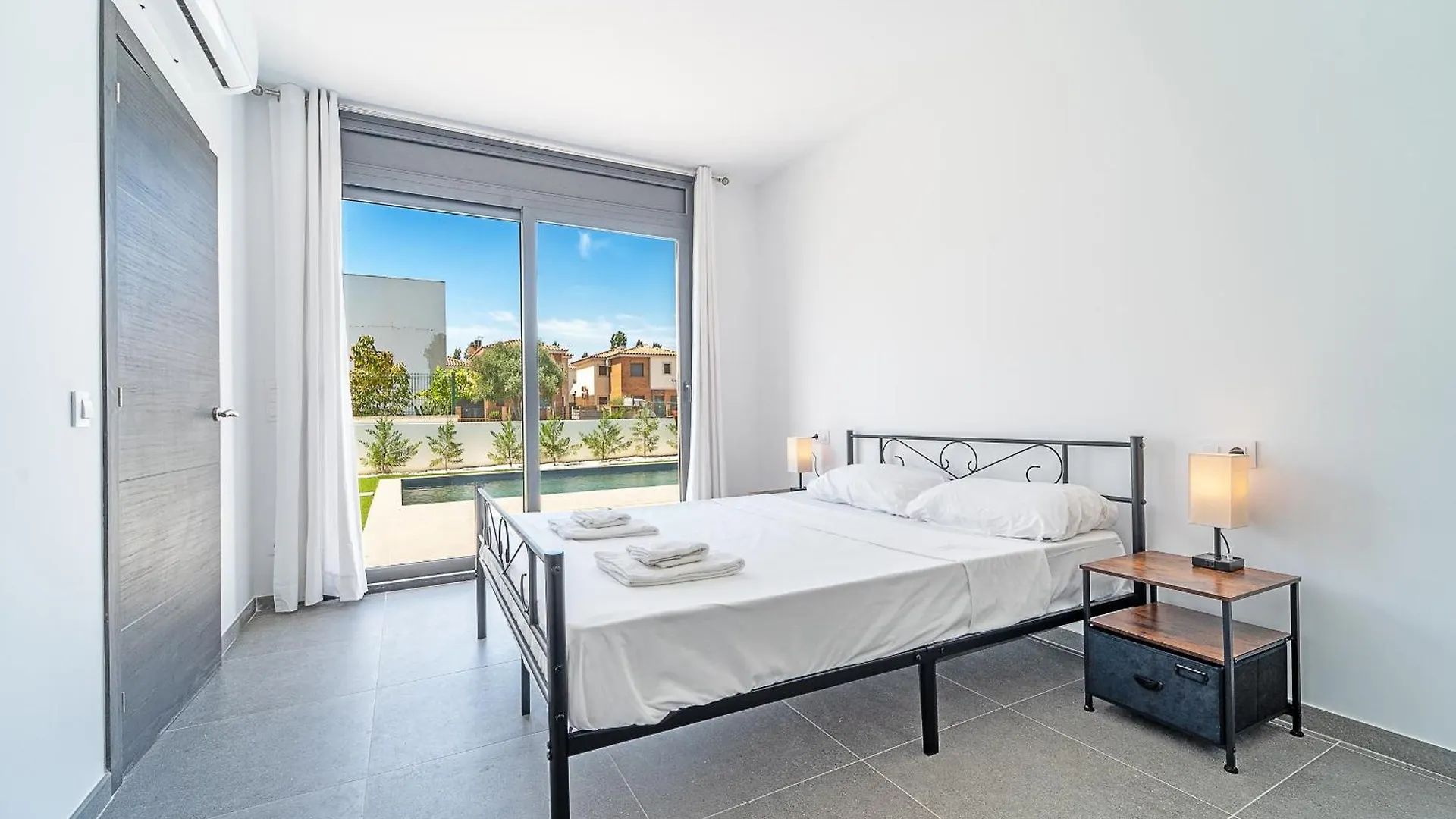 Welcs Villa 167 Emp Con Piscina Privada Empuriabrava 0*,