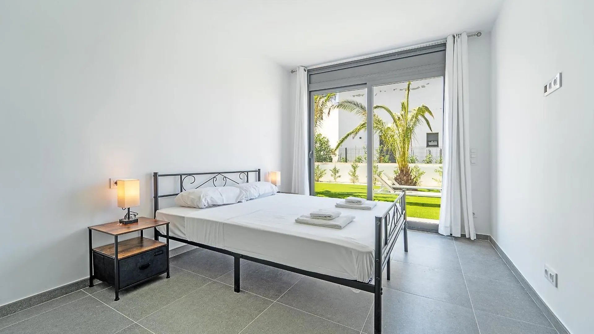 Welcs Villa 167 Emp Con Piscina Privada Empuriabrava Spain